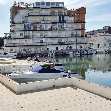 Lejlighed Dreamy Costa Brava With Pool, Balcony And Stunning View Of T Roses
