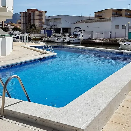 Dreamy Costa Brava With Pool, Balcony And Stunning View Of T * Roses